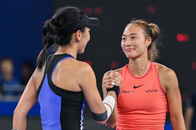 1728782612549054256.jpg (体育)(26)网球——武汉公开赛:郑钦文晋级决赛XxjpseC007375_20241012_PEPFN0A001.jpg