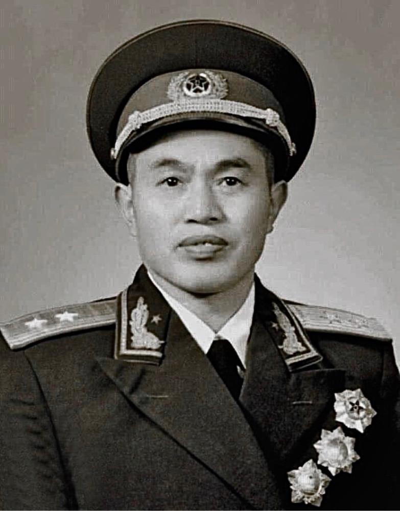 九游娱乐官网-毛主席下令“丢卒保车”保全大局,皮定均率七千将领甘愿当小卒